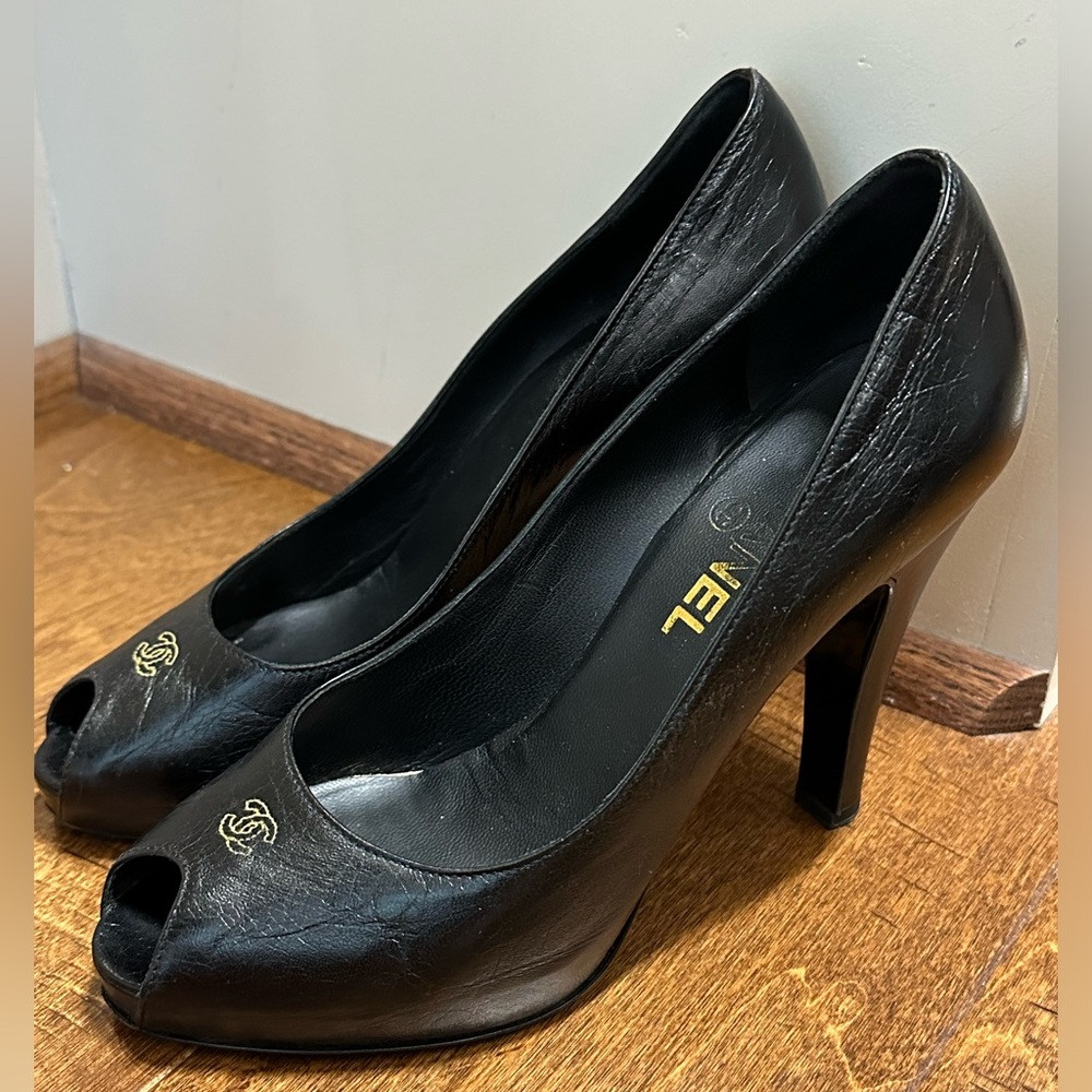 Chanel Black Leather Platform Heel Pump